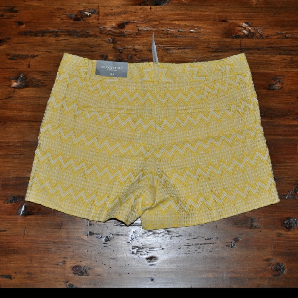 Ann Taylor Shorts NWT